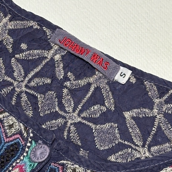 Johnny Was Trista Blouse Relaxed Fit Embroiderer Size Small EUC - Picture 5 of 12